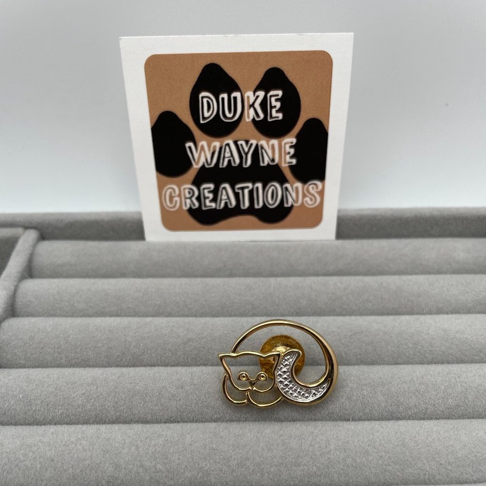 Vintage MerCat Avon Pin